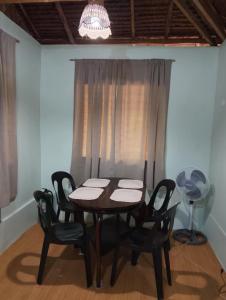 Fotografie z fotogalerie ubytování Dumaguete Oasis Bahay Kubo near City Mall and Airport v destinaci Daro