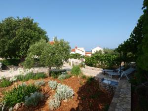 Vonkajšia záhrada v ubytovaní Villa Perla