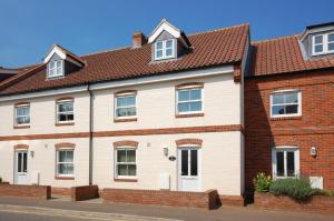 Hoone, kus puhkemaja asub