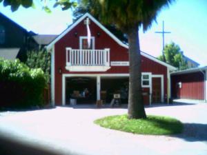 Hoone, kus hommikusöögiga majutusasutus asub