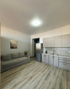 Η κουζίνα ή μικρή κουζίνα στο Апартаменти на Франка 1