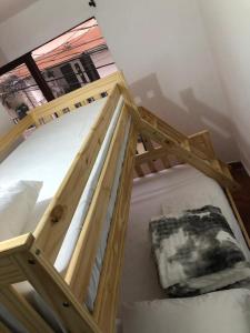 Postel nebo postele na pokoji v ubytování Apartamento funcional cerca a Parque de Bello Antioquia