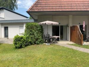 Κήπος έξω από το Bungalow Holiday Park Lenzer Höh VII +9 φωτογραφίες