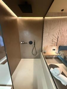 Ένα μπάνιο στο Vaniedda Suite