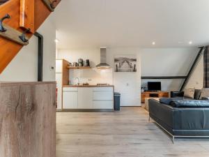 ครัวหรือมุมครัวของ Holiday Home in North Limburg