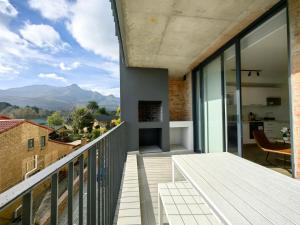 Gallery image of Modern 1BD Apartment with Pool & Braai George in George