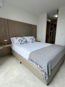 Photo de la galerie de l'établissement Moderno y Cómodo! Apartamento 2 hab en excelente ubicación, à Floridablanca