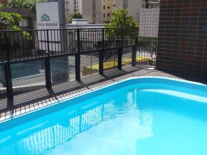 Bazén v ubytování Apartamento Em Andar Alto com Vista Mar Meireles nebo v jeho okolí