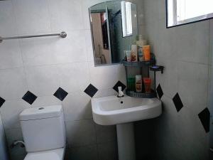 Koupelna v ubytování Home in Walgama, Madihe Matara + 19 fotografií