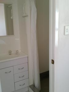 Gallery image of One Bed Self Contained-Dog Friendly in Claudelands