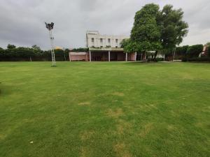 Zahrada ubytování Kubergarh Resort + 2 fotografie