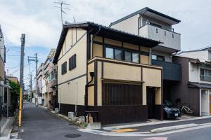 Το κτήριο όπου στεγάζεται  η βίλα