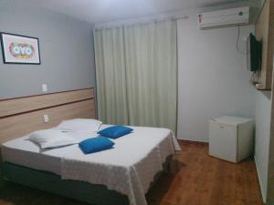 圣若泽杜斯坎普斯Hotel Lisboa II的相册照片