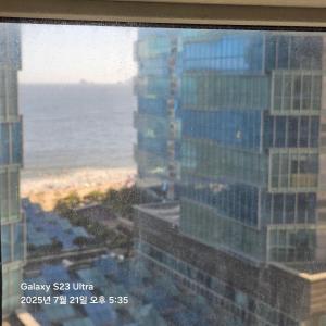 Landskap semula jadi dekat dengan apartmen