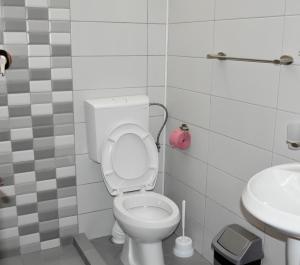 Koupelna v ubytování Casa Omer + 79 fotografií