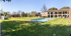 Bazén v ubytování Forest Home nebo v jeho okolí + 10 fotografií