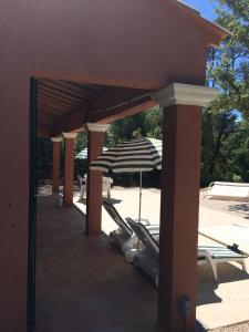 Afbeelding uit fotogalerij van Le Putt-Tee Bastidon in Nans-les-Pins