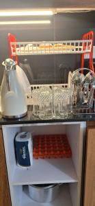 Kuchyň nebo kuchyňský kout v ubytování Gem Staycation