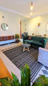 Posezení v ubytování Royal Retreat Homes - Luxury + 45 fotografií