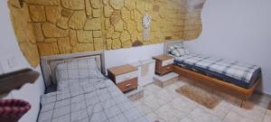 Φωτογραφία από το άλμπουμ του Balcony of Carthage σε Bin Rhilouf