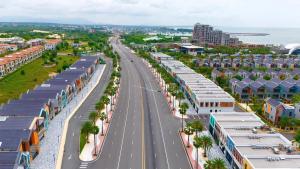an aerial view of a city street with buildings at Biệt thự Hồ Tràm in Xuyên Mộc