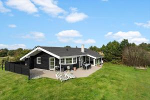 Budova, kde se prázdninový dům nachází