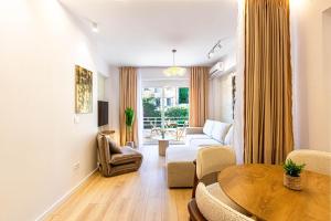 Afbeelding uit fotogalerij van Dhermi's Icon Big 1BR Ap 14 in Dhërmi