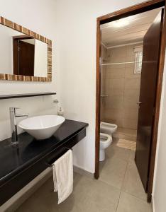Ένα μπάνιο στο Cabañas Pinar Golf