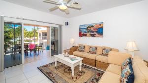 Гостиная зона в Kaibo Sunset Condo