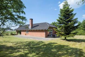 Budova, kde se prázdninový dům nachází