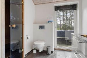 Koupelna v ubytování 0259-Romo-Lyngvejen-89-B + 20 fotografií