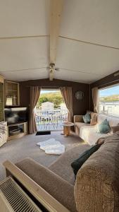 Χώρος καθιστικού στο Welsh Bayview Retreat +61 φωτογραφίες