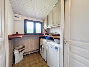 Η κουζίνα ή μικρή κουζίνα στο Maison de Montagne Chez Mamie Gaby +7 φωτογραφίες