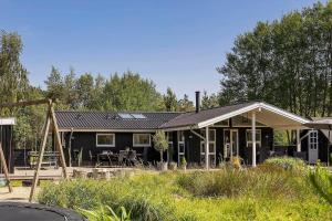 Budova, kde se prázdninový dům nachází