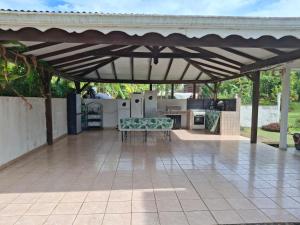 Αίθριο ή υπαίθριος χώρος στο Gamping au soleil de Blachon