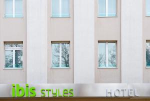 Certifikát, hodnocení, plakát nebo jiný dokument vystavený v ubytování Ibis Styles Parma Toscanini