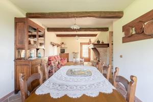 Η κουζίνα ή μικρή κουζίνα στο Casale Le Bimbe