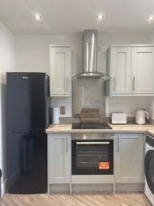 Gallery image of Channel View Apartment Barry Waterfront in Barry +10 photos