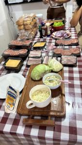 Makanan di atau berdekatan perkhemahan mewah