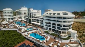 The swimming pool at or close to Laguna Beach Alya Resort & Spa