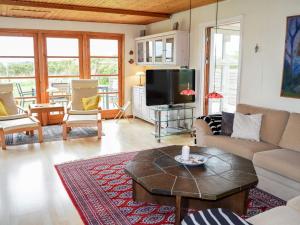 Χώρος καθιστικού στο 6 person holiday home in Løkken