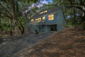 Hoone, kus puhkemaja asub