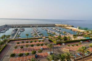 Een luchtfoto van Hotel Puerto Juan Montiel Spa & Base Nautica