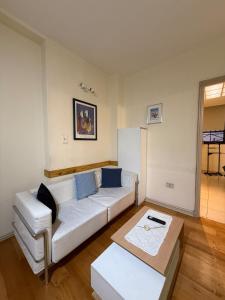 Ένα ή περισσότερα κρεβάτια σε δωμάτιο στο Apartamento Centro Mendocino +14 φωτογραφίες