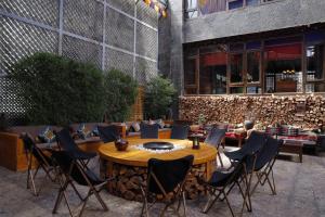 Posezení v ubytování Sangzhu Staycation Kangzhu Luxury Residence ( Dukezong Ancient City, Shangri-La) + 135 fotografií