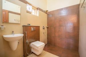 Koupelna v ubytování Banasura Jungle Resort by Z Vacations + 80 fotografií