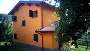 The building in which a panziókat is located