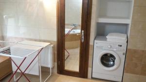 Fotografia z galérie ubytovania Apartamenty i Pokoje przy Parku v destinácii Jelenia Góra