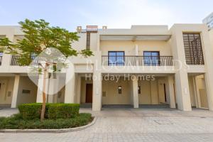Fotografie z fotogalerie ubytování Bloomfileds 2BR Luxurious Villa Eagle Hills v destinaci Fudžajra