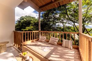 Balkoni atau teres di Wan'an Tinglan Wild Luxury Resort Hotel